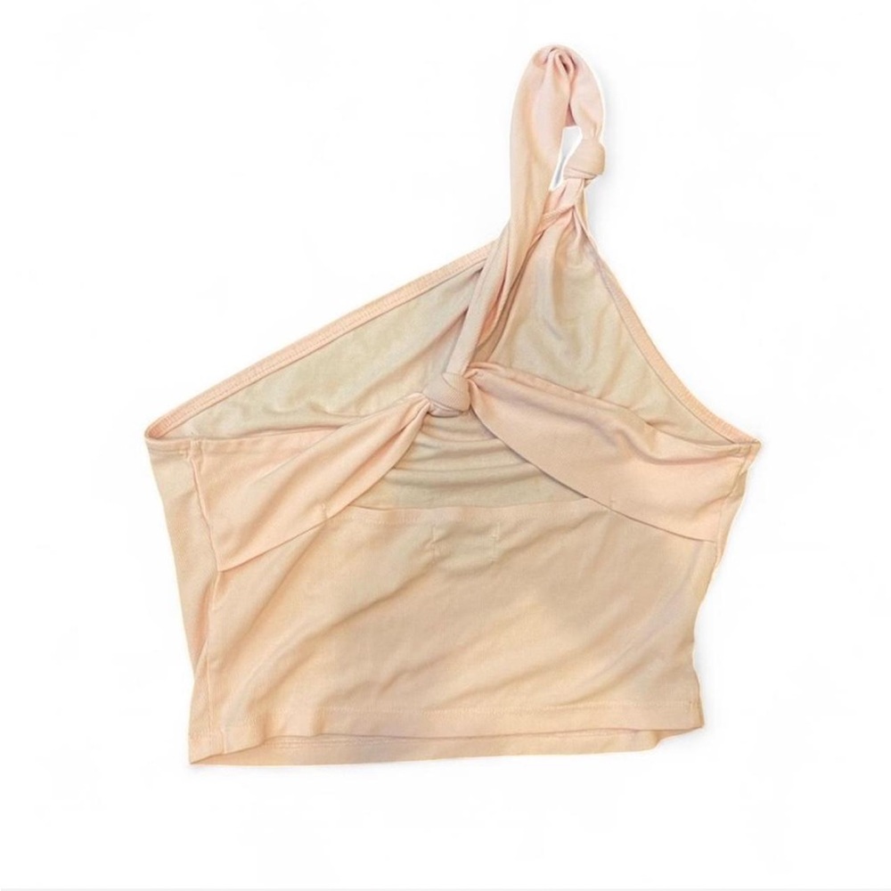 One shoulder top
